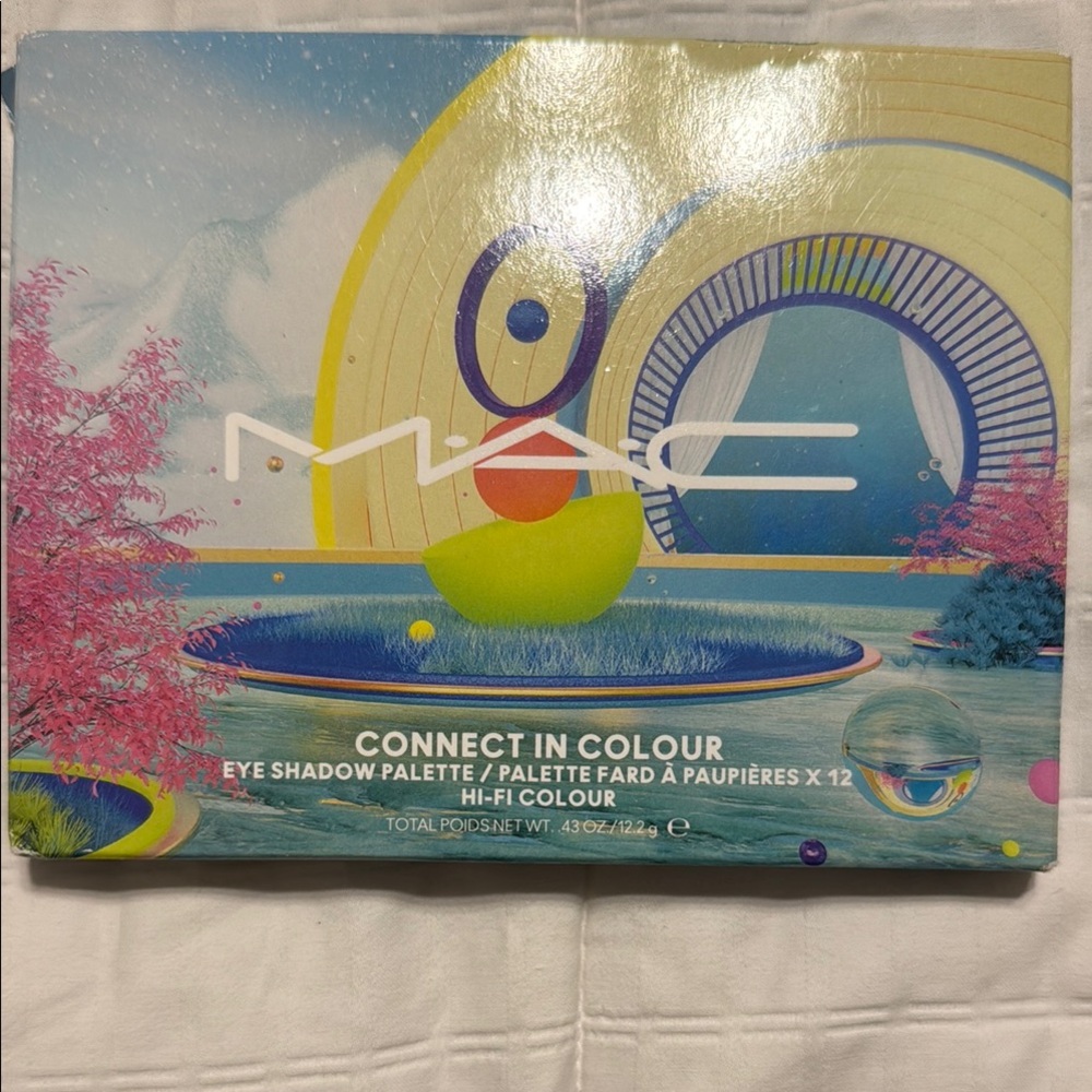 MAC Connect in Colour Eye Shadow Palette